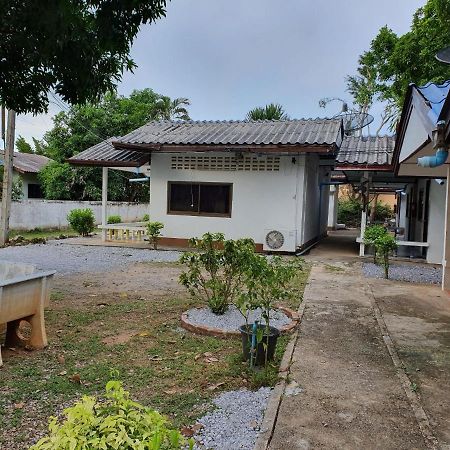 Pineapple Resort Ban Huai Thalaeng Phan Luaran gambar