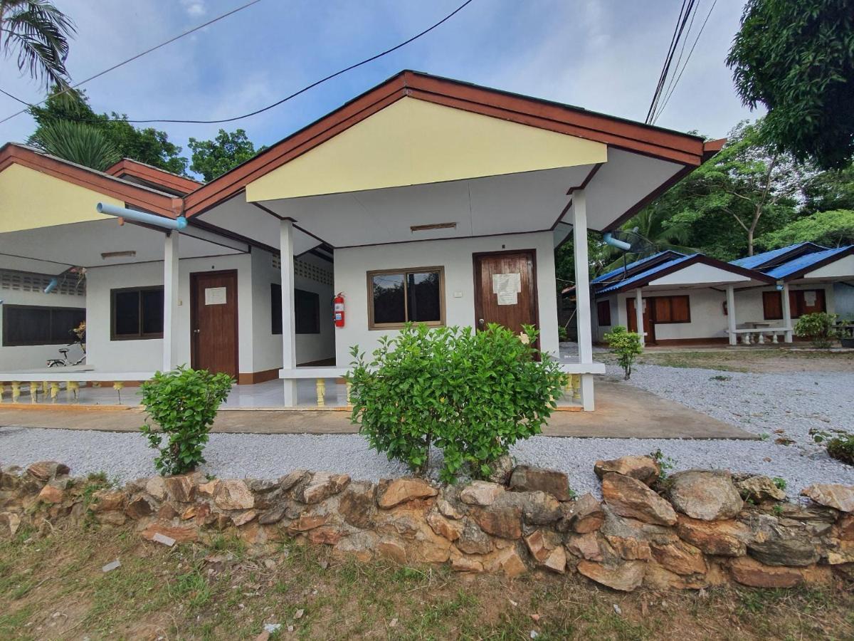Pineapple Resort Ban Huai Thalaeng Phan Luaran gambar